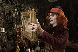 Loading Alice Through the Looking Glass Pics 4 -    4     () ...