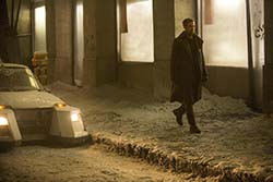 Loading Blade Runner 2049 Pics 2 -    2    2049 (  | 4DX) ...