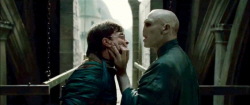 Loading Harry Potter and the Deathly Hallows: part2 Pics 1 -    1      2 ( ) ...