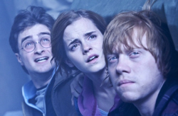 Loading Harry Potter and the Deathly Hallows: Part 2 Pics 4 -    4     :   ...