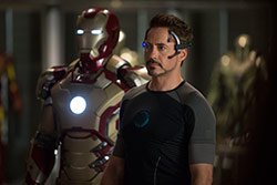 Loading Iron Man 3 Pics 2 -    2    3 ( ) ...