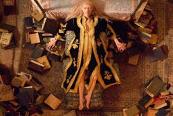 Loading Only Lovers Left Alive Pics 1 -    1     ...