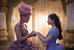 Loading The Nutcracker and the Four Realms Pics 3 -    3      () ...