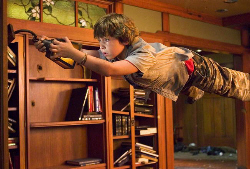 Loading Zathura Pics 1 - תמונה מספר 1 מהסרט זאתורה ...