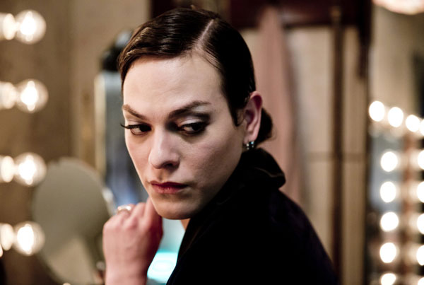 Loading A Fantastic Woman Pics 1 -    1    ...