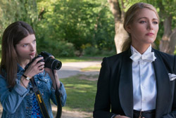 Loading A Simple Favor Pics 3 -    3    ...