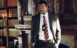 Loading Alex Cross Pics 5 -    5    ...