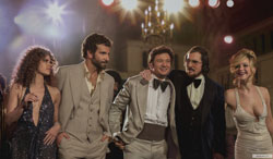 Loading American Hustle Pics 3 -    3    ...