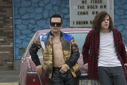 Loading American Ultra Pics 5 -    5    ...