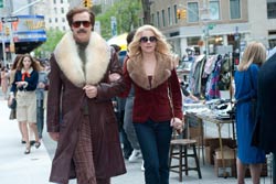 Loading Anchorman 2: The Legend Continues Pics 3 -    3    ...