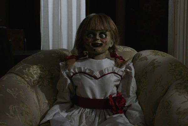 Loading Annabelle Comes Home Pics 1 -    1   3 (4DX) ...