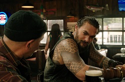 Loading Aquaman Pics 4 -    4   ( ) ...