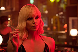 Loading Atomic Blonde Pics 4 -    4    ...