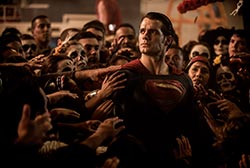 Loading Batman v Superman Pics 1 -    1    :   (  | 4DX) ...