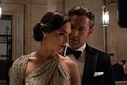 Loading Batman v Superman Pics 3 -    3    :   ...