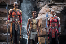 Loading Black Panther Pics 5 -    5    (  | IMAX) ...