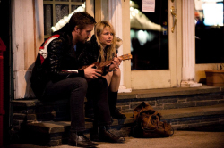 Loading Blue Valentine Pics 3 -    3    ...