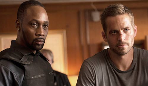 Loading Brick Mansions Pics 2 -    2    ...