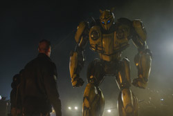 Loading Bumblebee Pics 4 -    4   (  | 4DX) ...