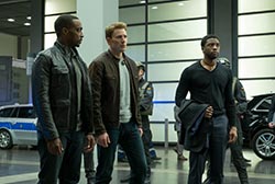 Loading Captain America Civil War Pics 4 -    4   :   (  | IMAX) ...