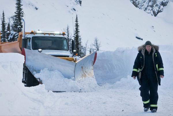 Loading Cold Pursuit Pics 1 -    1    (4DX) ...