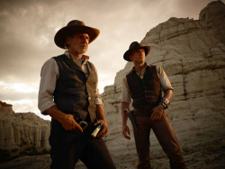Loading Cowboys and Aliens Pics 4 -    4    ...