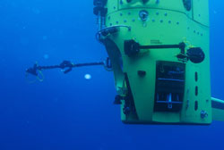 Loading Deepsea Challenge 3D Pics 1 -  תמונה מספר 1 מהסרט ג'יימס קמרון: אתגר המצולות 3D ...