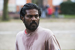 Loading Dheepan Pics 4 -    4   ...