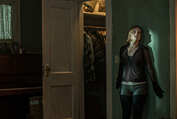 Loading Dont Breathe Pics 2 -    2    ...