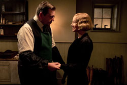 Loading Downton Abbey Pics 2 -    2    ...