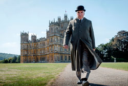 Loading Downton Abbey Pics 3 -    3    ...