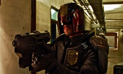 Loading Dredd 3D Pics 2 -  תמונה מספר 2 מהסרט השופט דראד ...