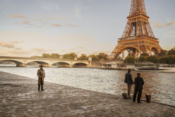Loading Eiffel Pics 3 -  תמונה מספר 3 מהסרט אייפל ...