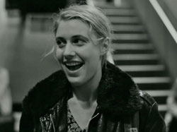 Loading Frances Ha Pics 3 -    3    ...