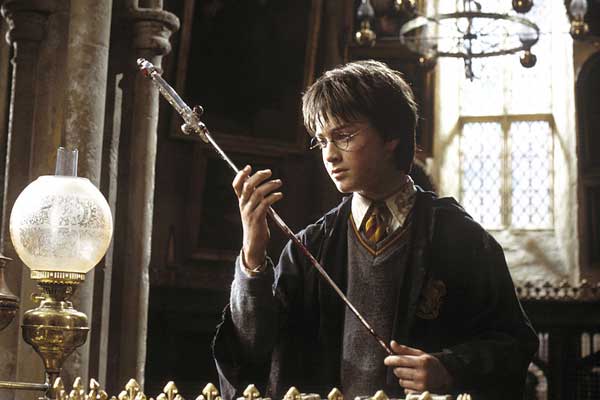 Loading Harry Potter And The Chamber Of Secrets Pics 1 -  תמונה מספר 1 מהסרט הארי פוטר וחדר הסודות (4DX) ...
