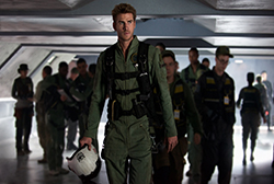 Loading Independence Day: Resurgence Pics 4 -    4   :  ...