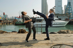 Loading Johnny English Reborn Pics 5 -    5  '   ...