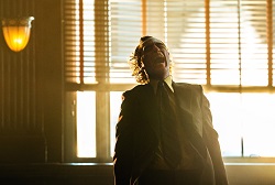 Loading Joker Folie a Deux Pics 3 -    3  ':   ...