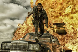 Loading Mad Max Fury Road Pics 1 -  תמונה מספר 1 מהסרט מקס הזועם: כביש הזעם ...