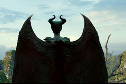 Loading Maleficent Mistress of Evil Pics 2 -    2  :   ...
