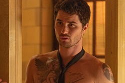 Loading Marked Man Pics 3 -    3   : + ...