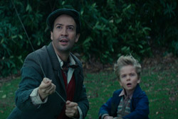 Loading Mary Poppins Returns Pics 3 -    3     ...