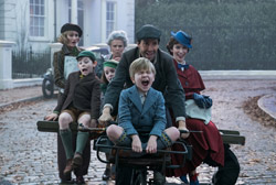 Loading Mary Poppins Returns Pics 4 -    4     () ...