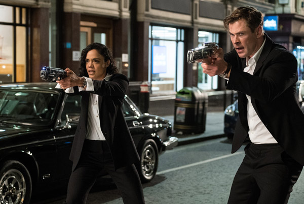 Loading Men in Black International Pics 1 -    1   :  (  | 4DX) ...