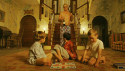 Loading Moonrise Kingdom Pics 4 -    4     ...