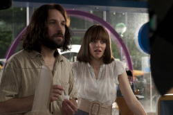 Loading Our Idiot Brother Pics 4 -    4    ...