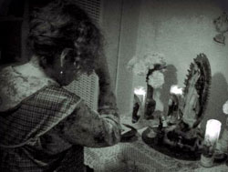 Loading Paranormal Activity: The Marked Ones Pics 1 -  תמונה מספר 1 מהסרט פעילות על טבעית: המסומנים ...