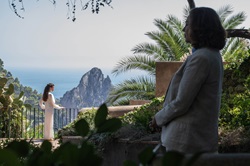 Loading Parthenope Pics 4 -    4    ...