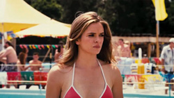 Loading Piranha 3DD Pics 1 -    1   3DD ( ) ...