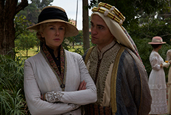 Loading Queen of the Desert Pics 2 -    2    ...